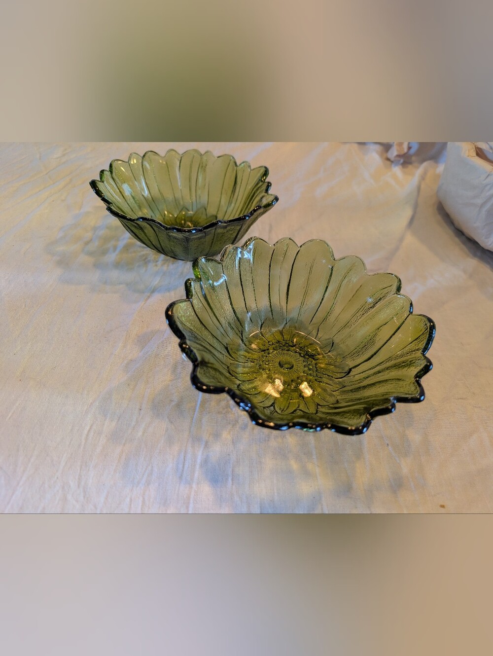 2/60$ Indiana Glass Olive Green Floral Glass Bowls - Set of 2